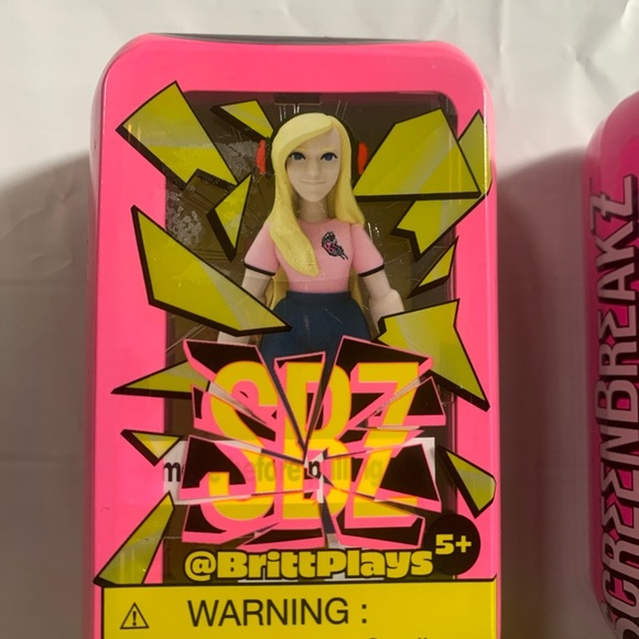 Screen Breaker set of 2 (Brittplays & Poke) SBZ Collectible Toy Set - Picture 2 of 7